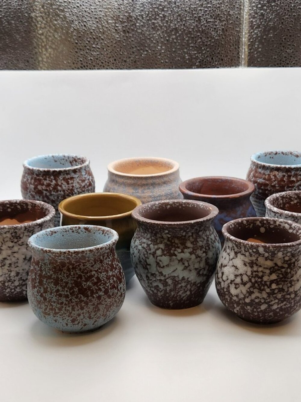 Variety of small clay pots ideal for succulent plants or similar NWOT